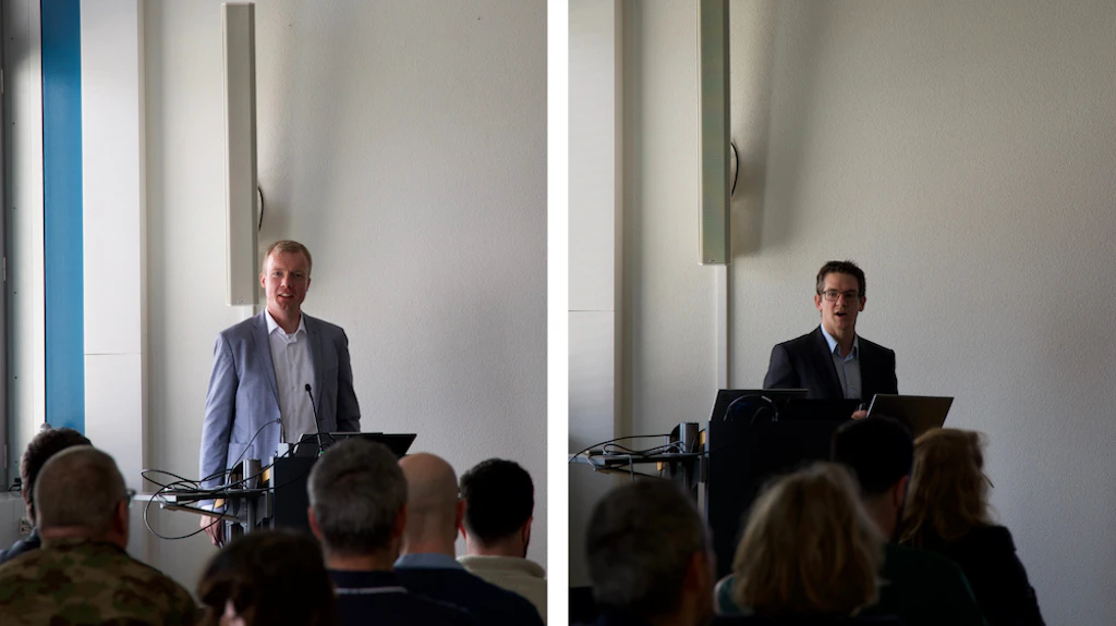 The experts from armasuisse S+T present their findings to an audience.  